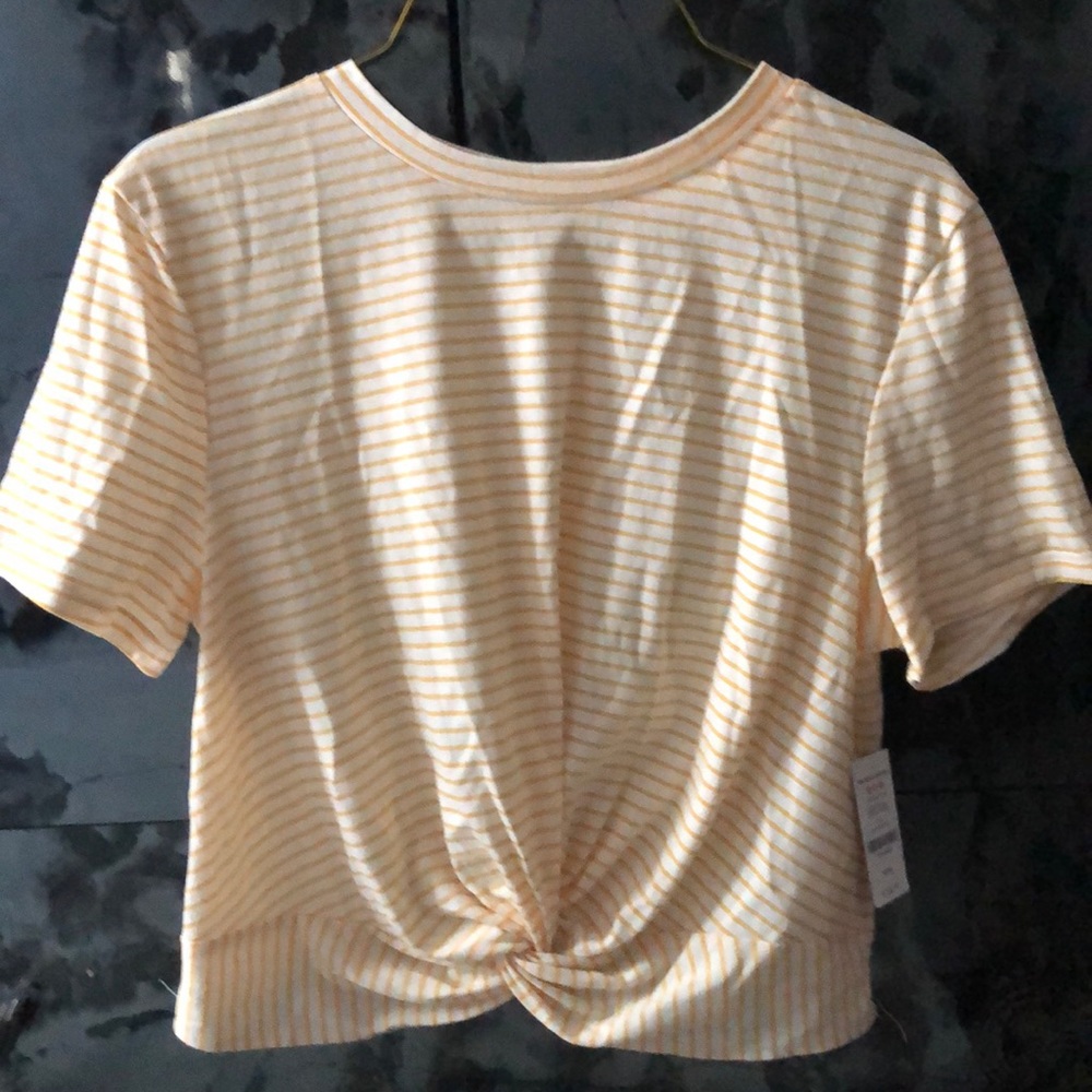 White and yellow striped crop top
